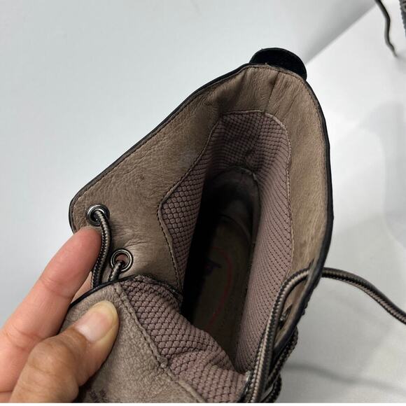 Women’s Bionica Black Leather Boots / Size-8.5 - Picture 9 of 10